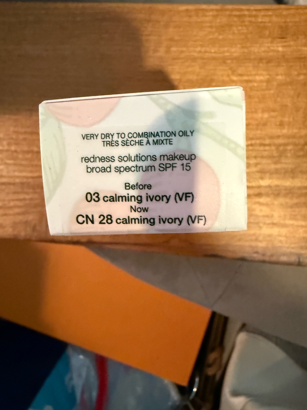Clinique Redness Solutions Makeup Calming Ivory New - Picture 3 of 3